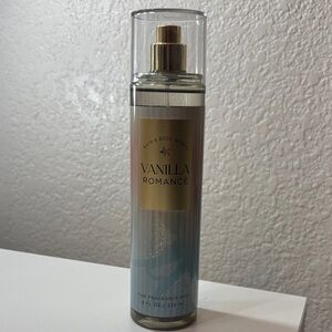 NEW Bath & Body Works Vanilla Romance Fragrance with Gold and Blue Accents